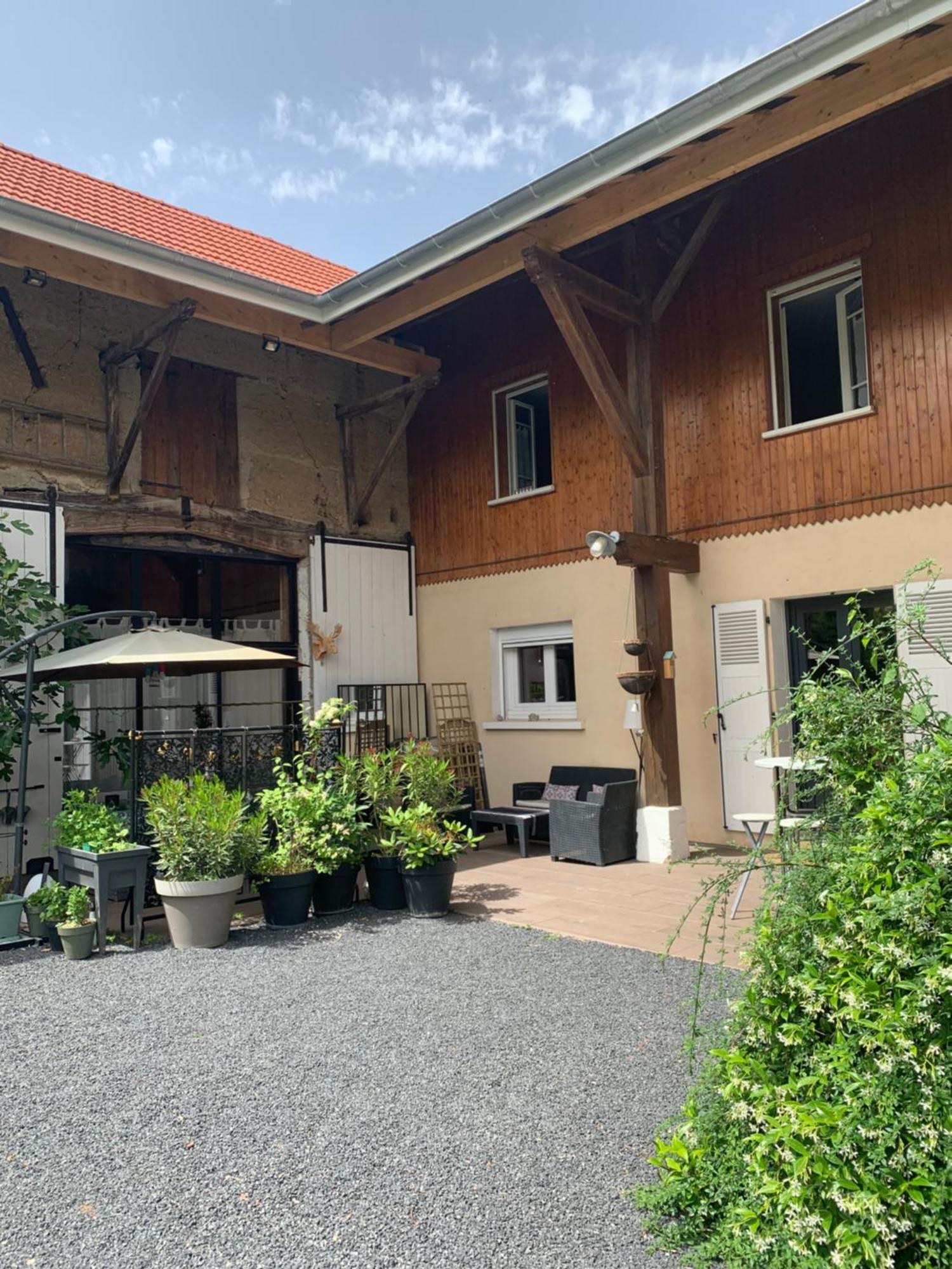 Cookie Home Dolomieu Exterior photo